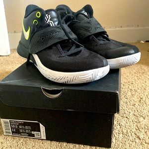 KYRIE FLYTRAP III Black/White-Volt 10.5